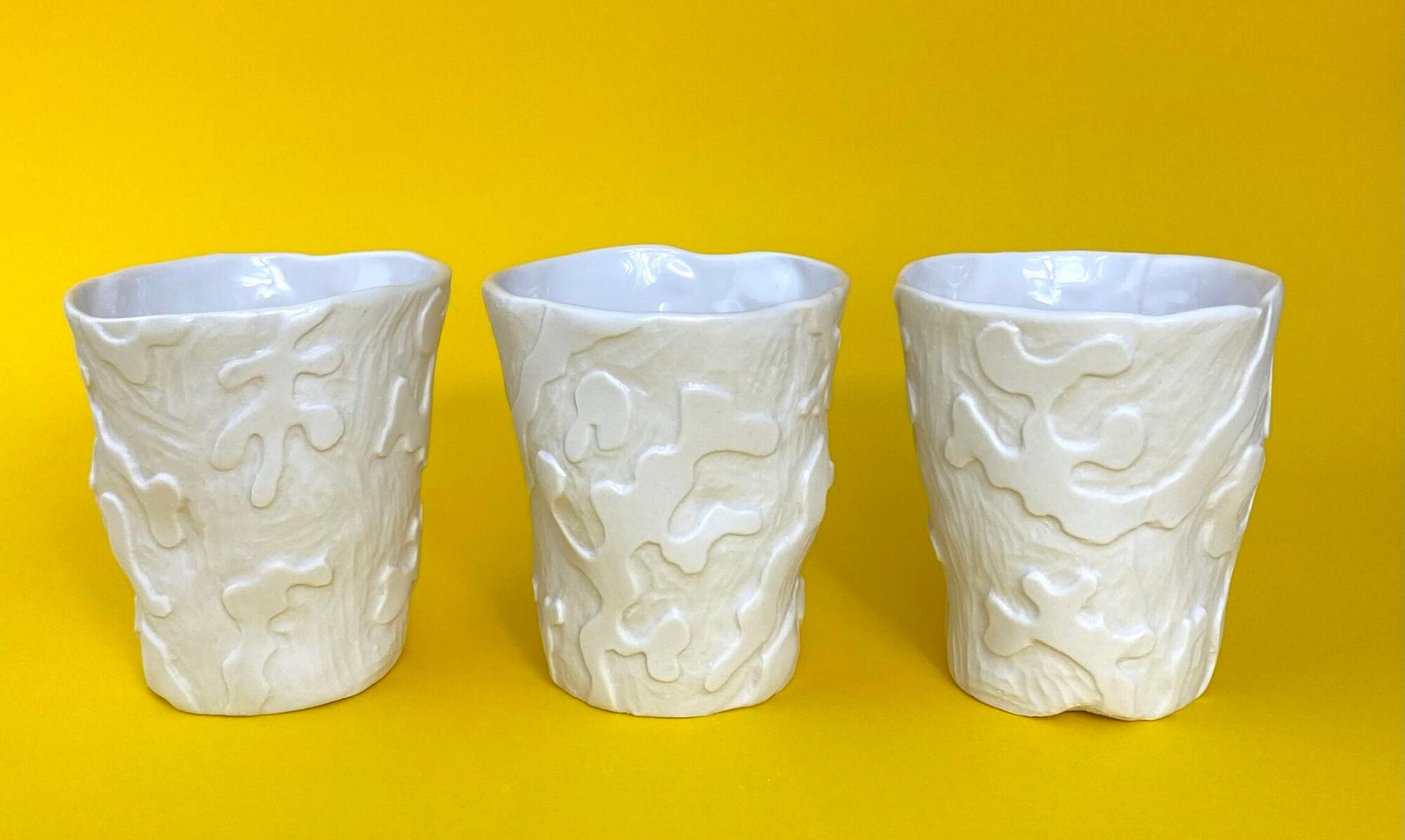 Trio tasses porcelaine blanche